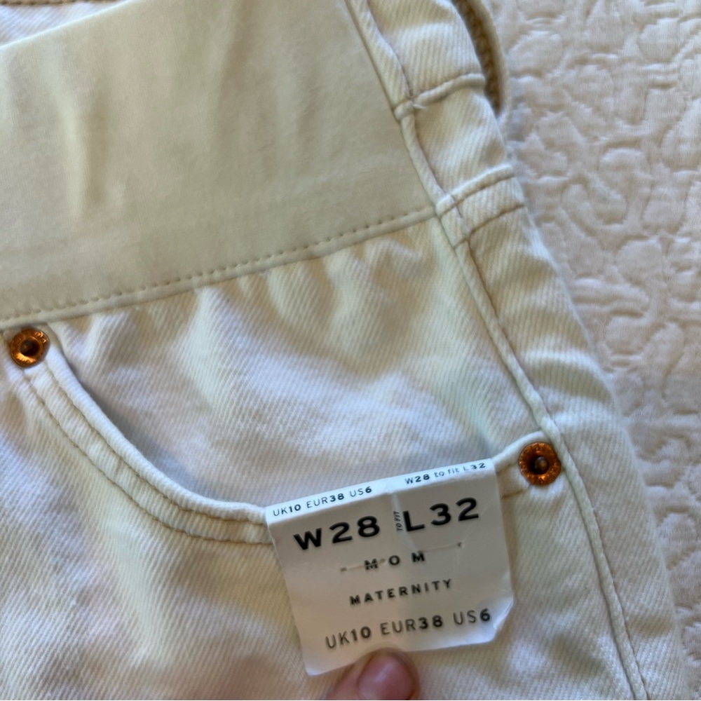 NWT TopShop Maternity White Mom Jeans - Picture 4 of 6